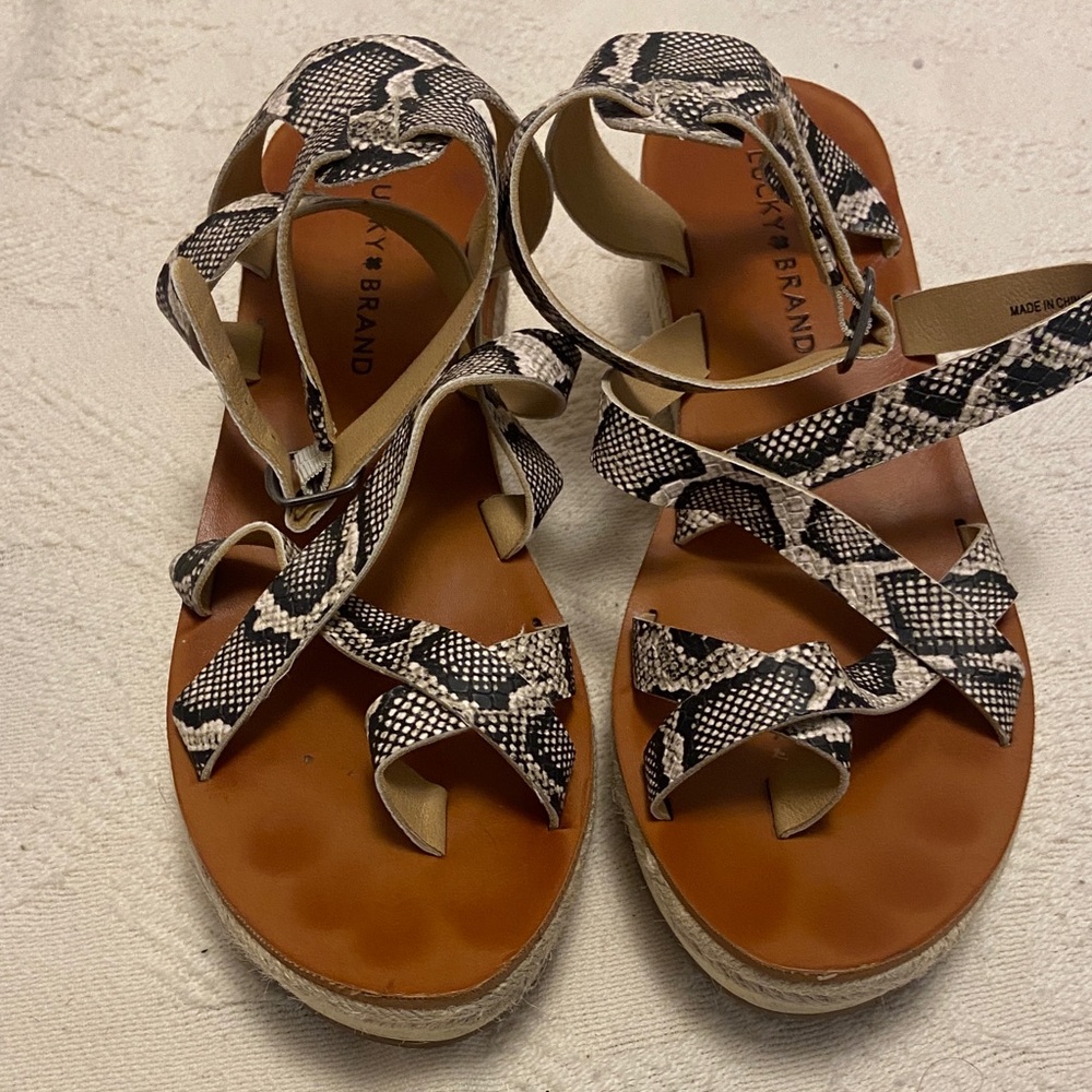 Lucky Brand Black & White Snake-Print Platform Espadrille Sandals